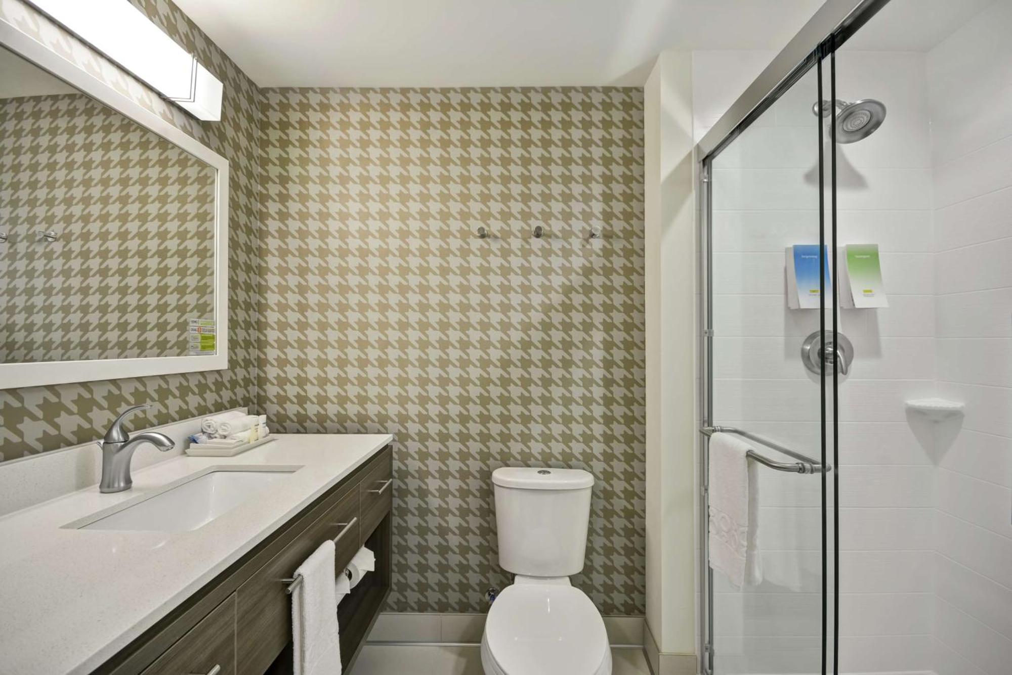 Home2 Suites By Hilton Plymouth Minneapolis Bagian luar foto