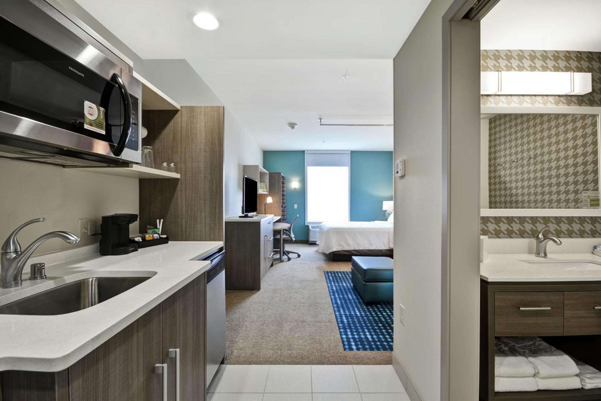 Home2 Suites By Hilton Plymouth Minneapolis Bagian luar foto